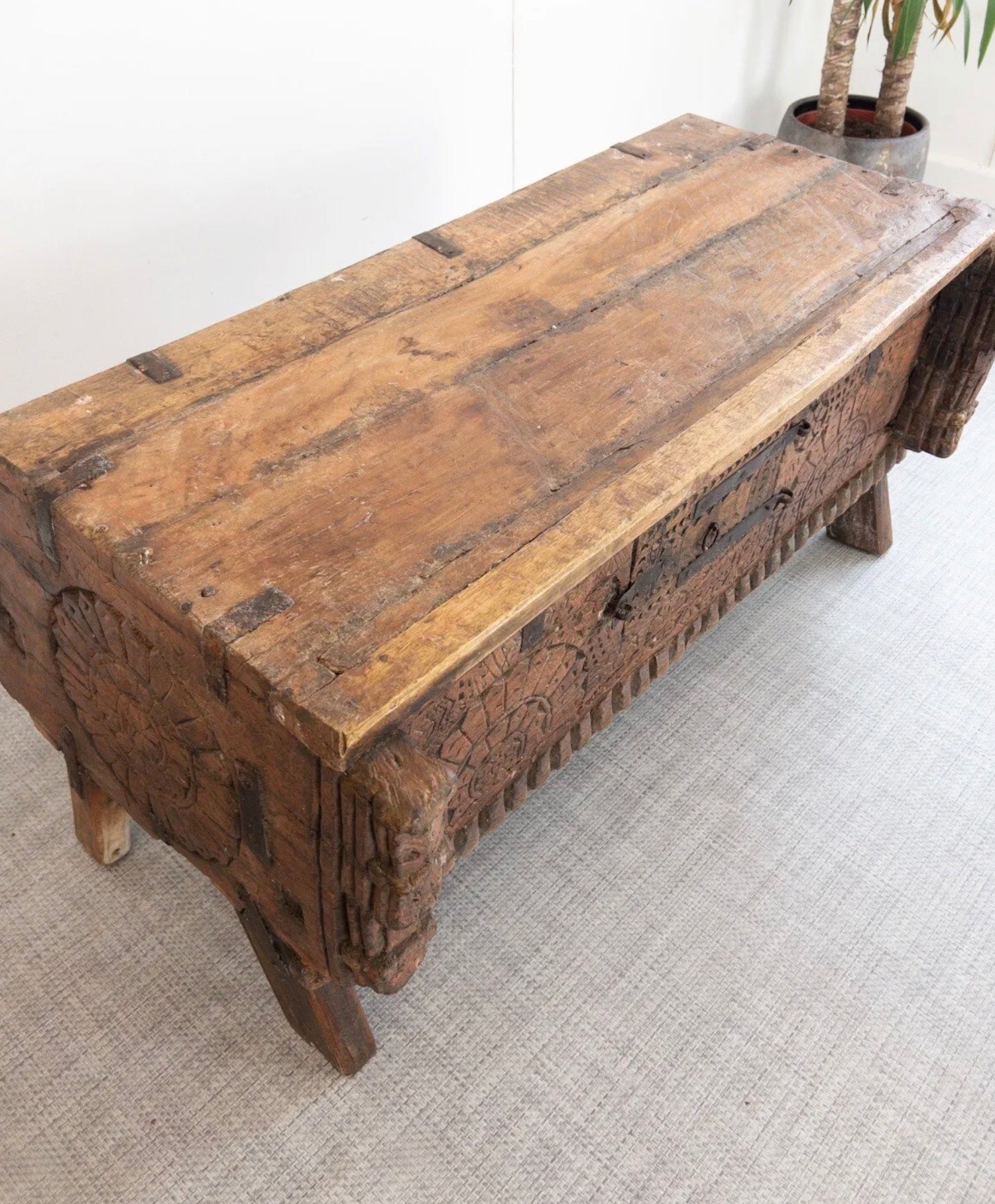 Antique Indian Teak Dowry Box Storage Chest Wooden Coffee Table - teakyfinders