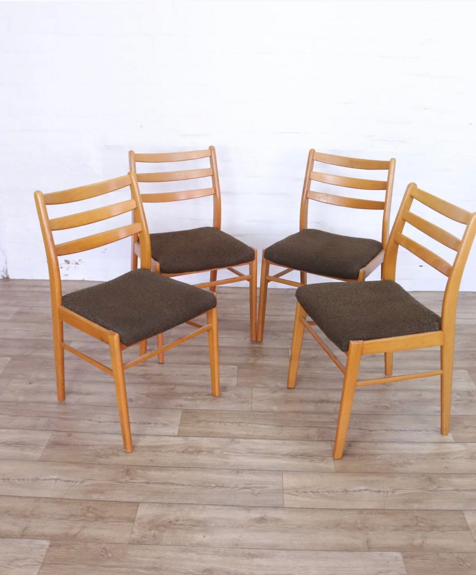 4 x Vintage Beech Danish Style Dining Chairs Mid Century Scandi - teakyfinders