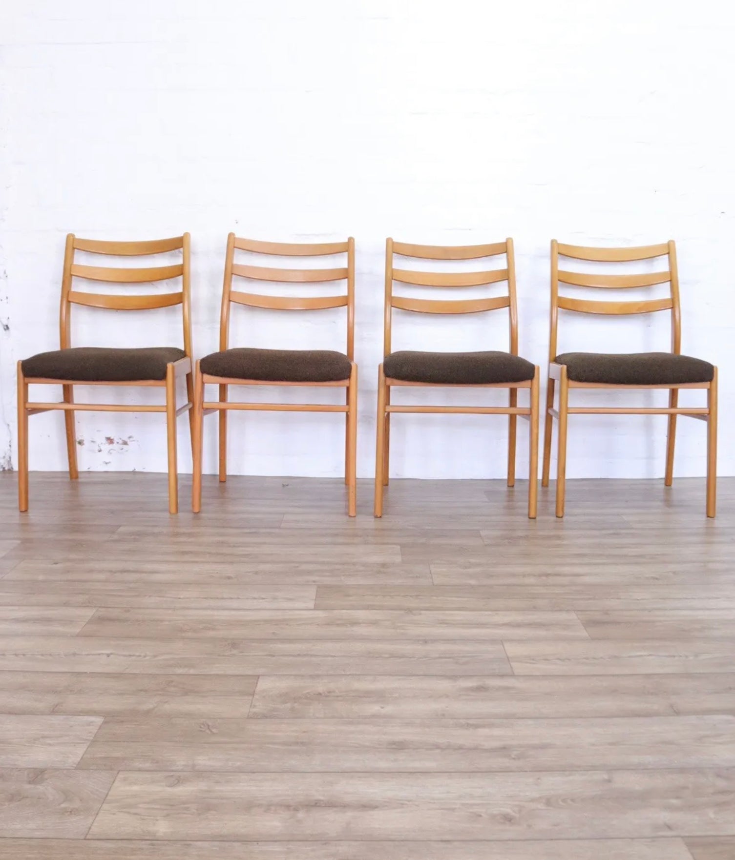 4 x Vintage Beech Danish Style Dining Chairs Mid Century Scandi - teakyfinders