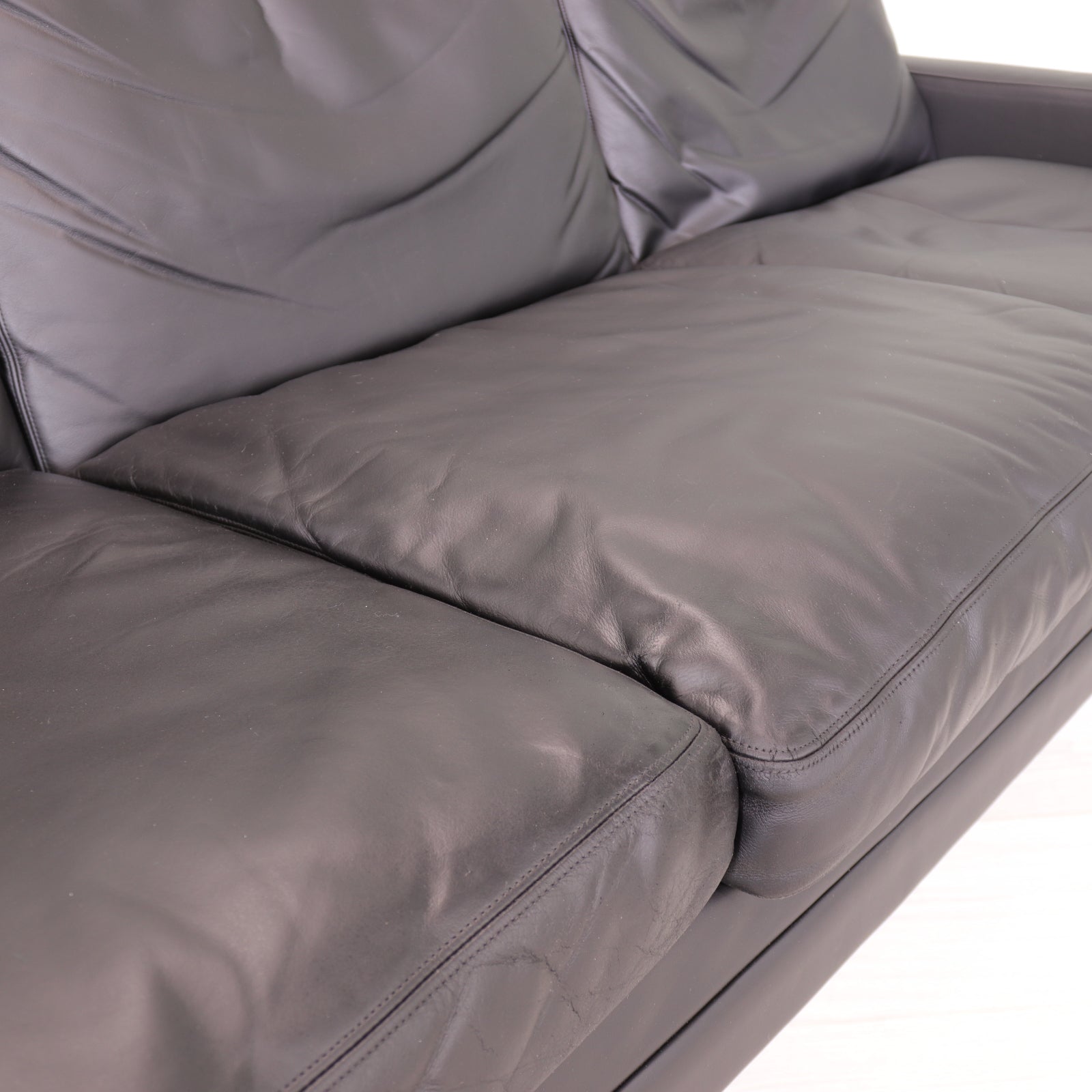 Fredrik Kayser 807 Black Leather Sofa for Vante - teakyfinders