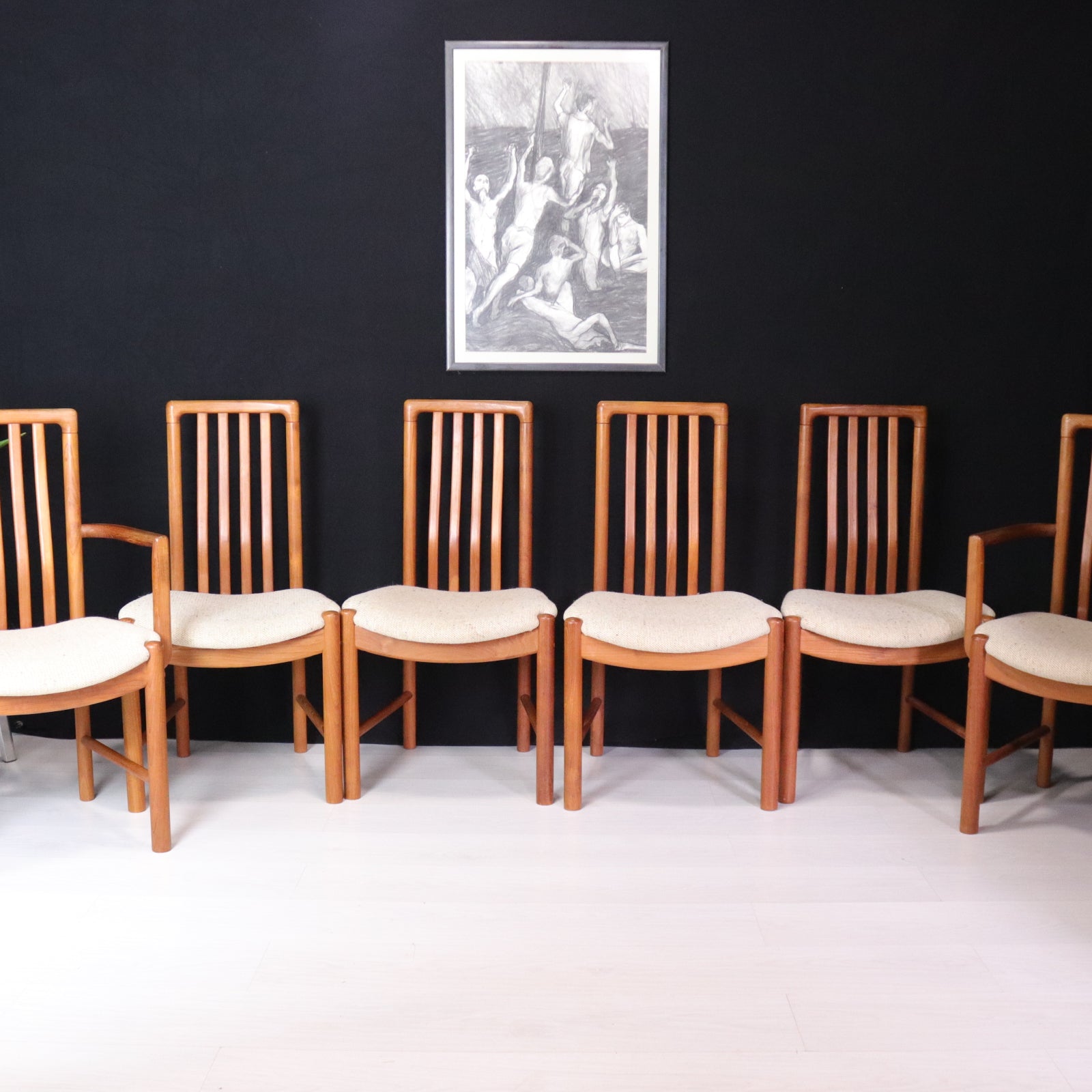 Benny Linden Danish Dining Set Table and Six Chairs - teakyfinders